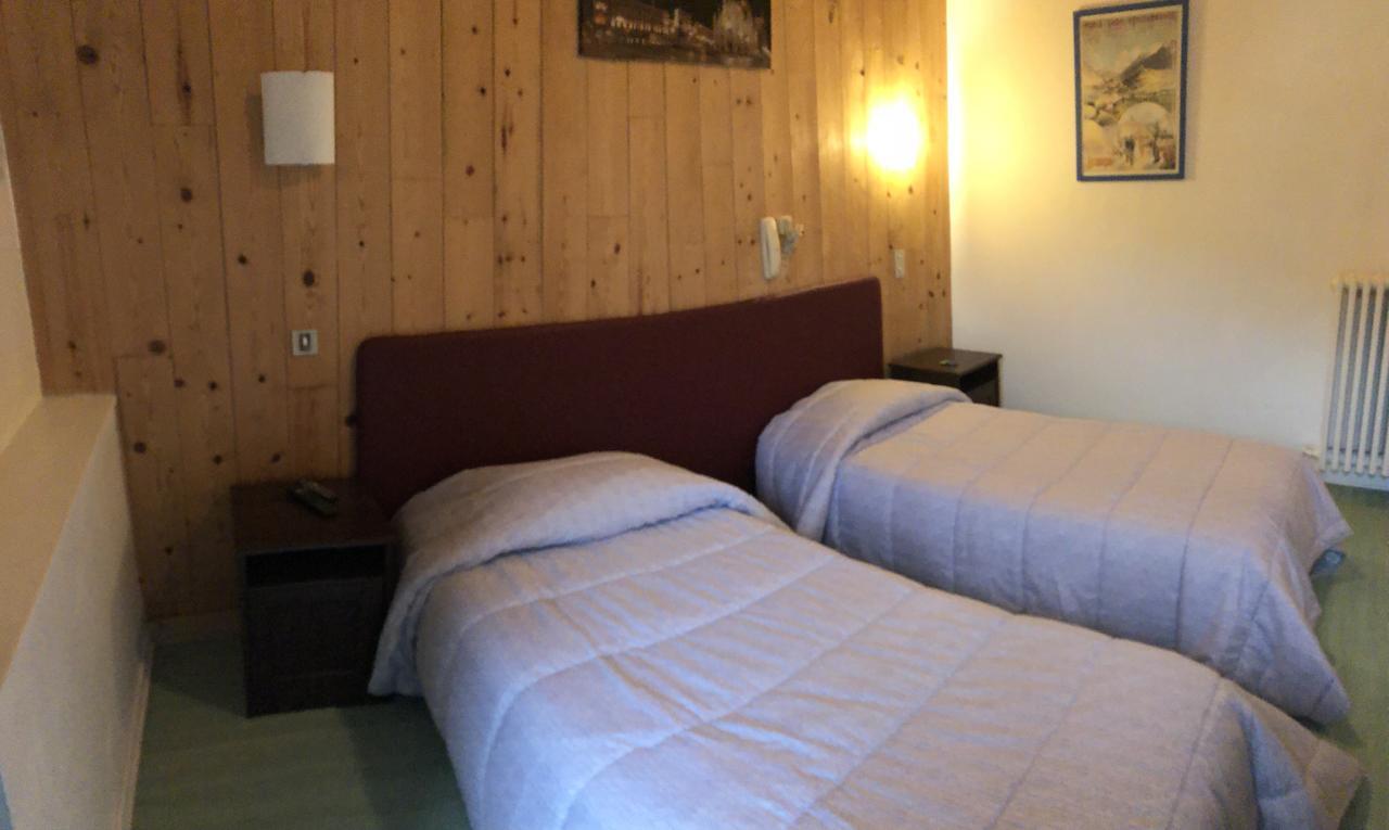Hotel De Paris Briancon  Exterior photo