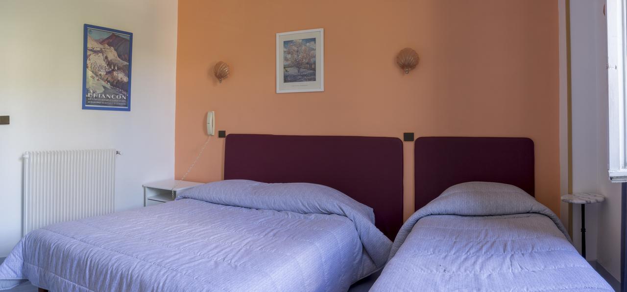 Hotel De Paris Briancon  Exterior photo